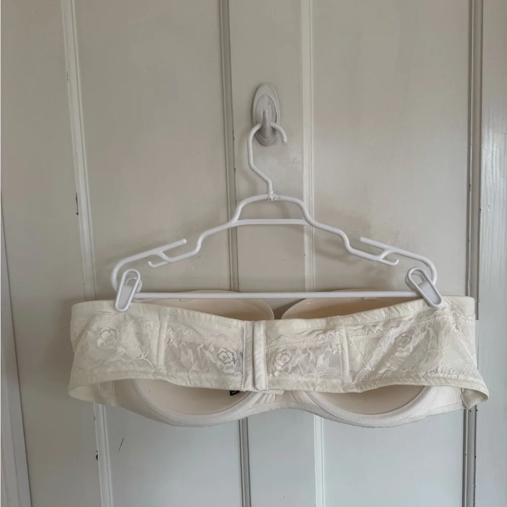 Torrid Curve straples bra size‎ 50C